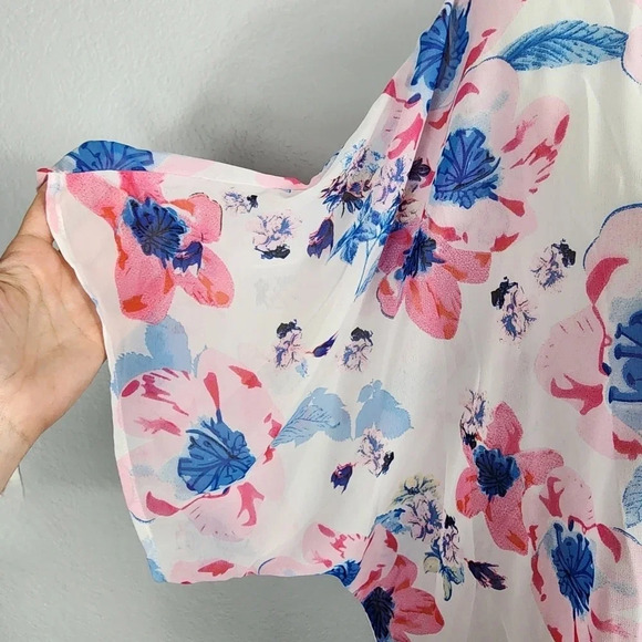 Women's Floral Sheer Lightweight Beachy Boho Festival Whimsical Kimono - Picture 2 of 5